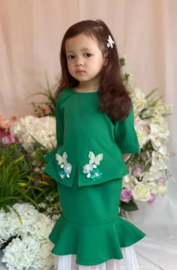 Yara - Emerald Green