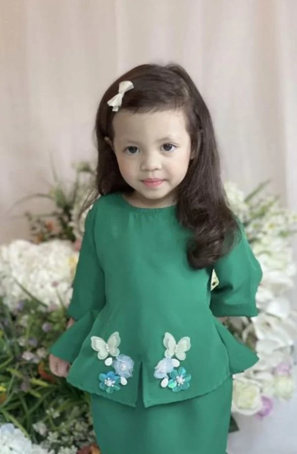 Yara - Emerald Green