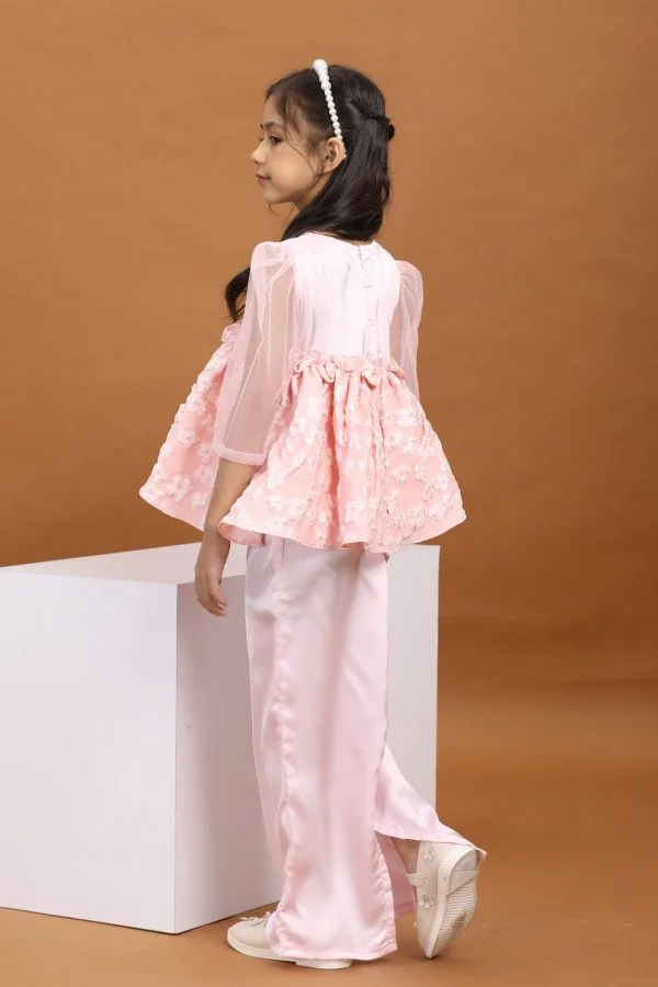 Bella - Pastel Pink