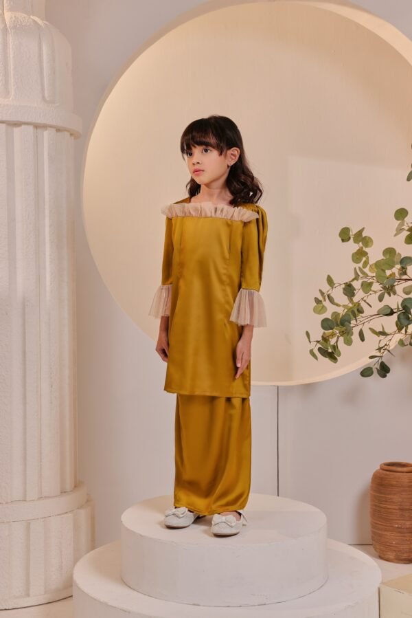 Myra - Golden Olive